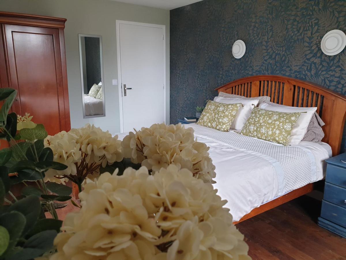 La Maison Du Lac Lavaud Saint-Quentin-sur-Charente 外观 照片