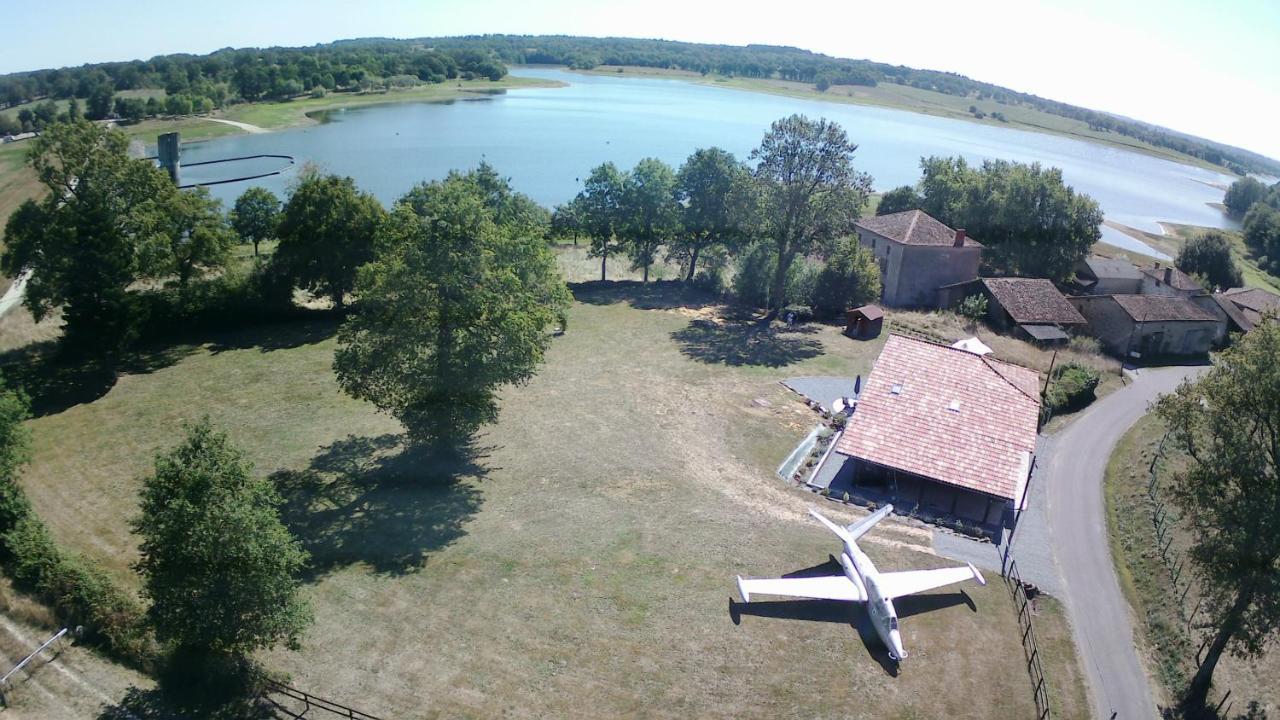 La Maison Du Lac Lavaud Saint-Quentin-sur-Charente 外观 照片