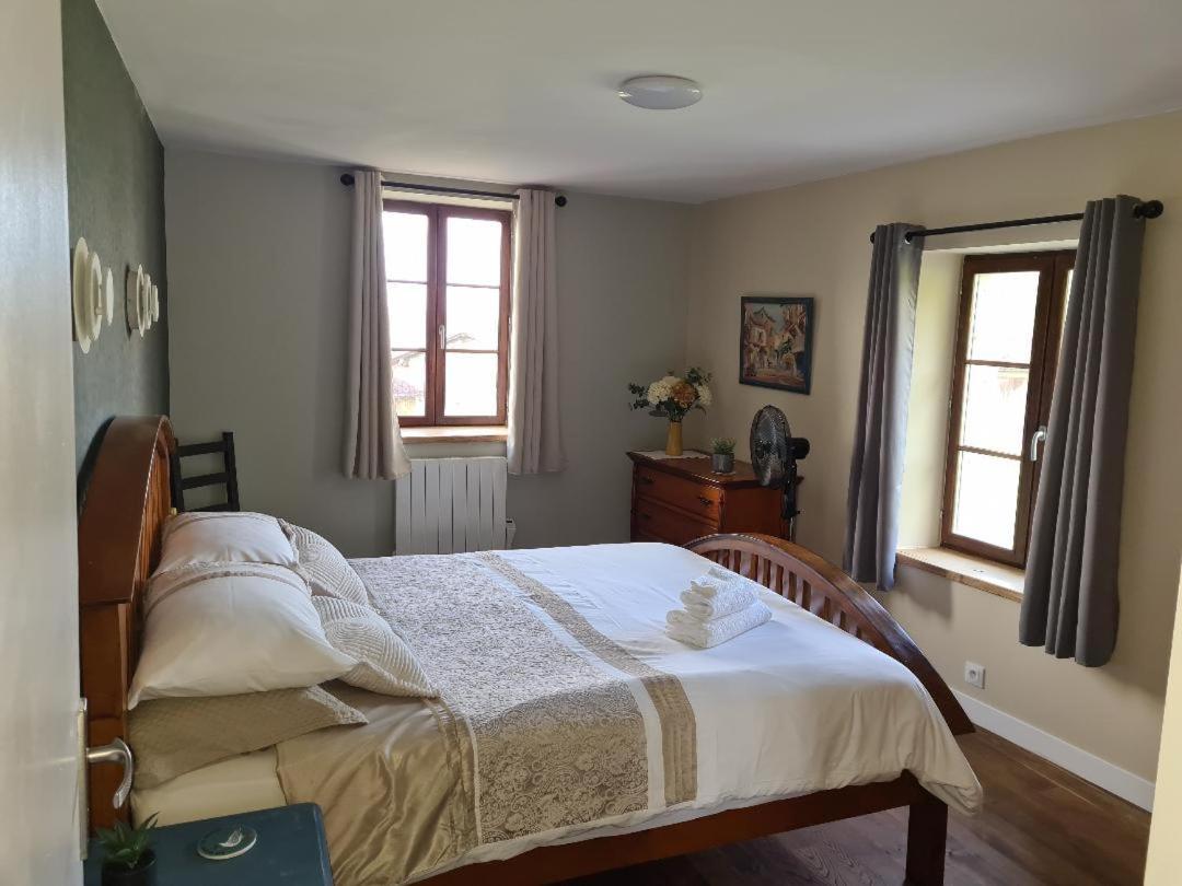 La Maison Du Lac Lavaud Saint-Quentin-sur-Charente 外观 照片